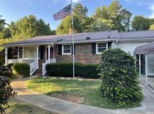 222 Clayton Ave, Roxboro, NC 27573