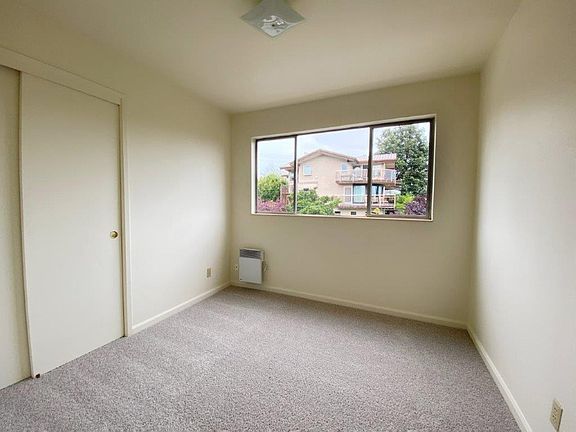4th image of 1935 43rd Ave E