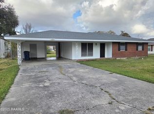 103 Leahy Dr, Lafayette, LA 70506