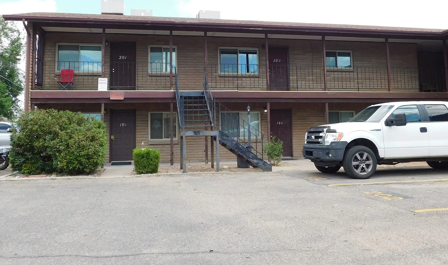 1302 Glenwood Avenue — Photo 1