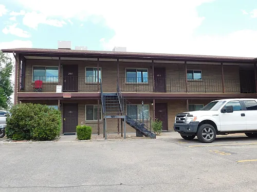 1302 Glenwood Ave Photo 1