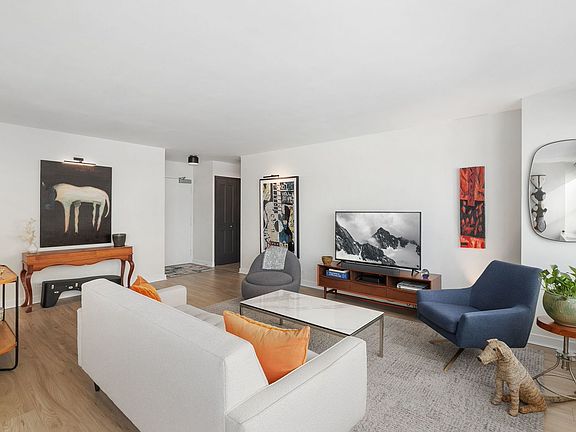 4th image of 3550 N Lake Shore Dr APT 1603