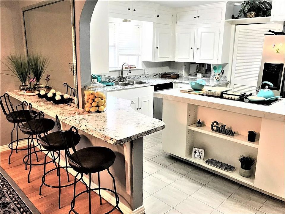 1st image of 3708 London Ln