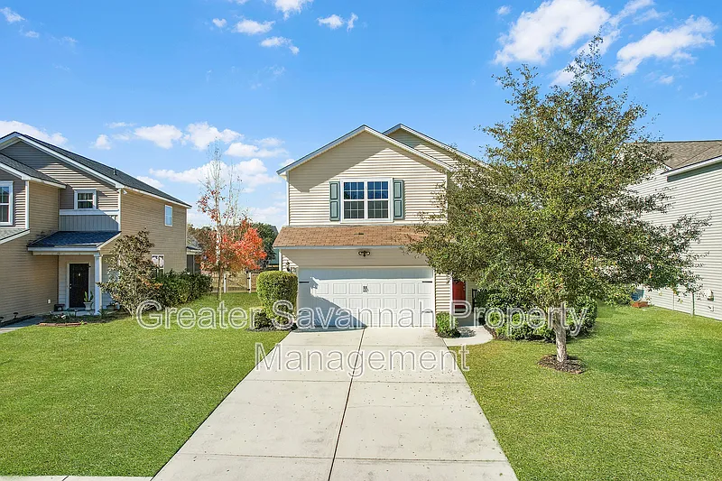 4 bed, 2.5 bath, 2025 sqft, $2,700 — Photo 3