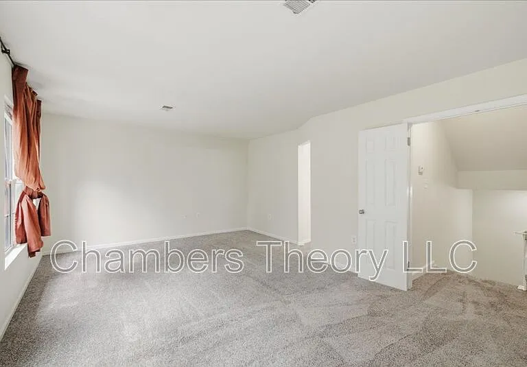 12181 Old Salem Ct — Photo 16