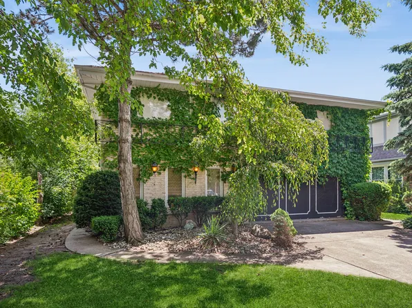 2419 Lake Ave, Wilmette, IL 60091