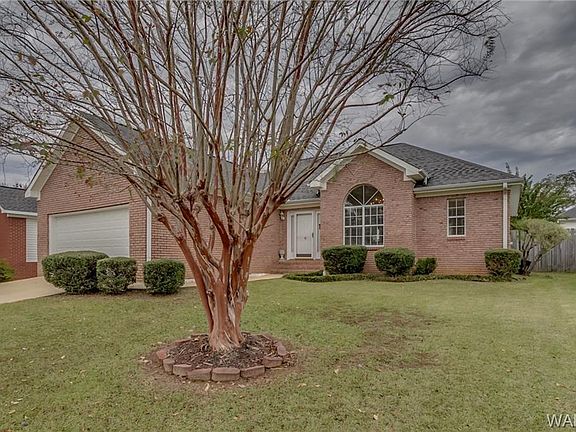 3rd image of 4488 Heatherbrook Blvd