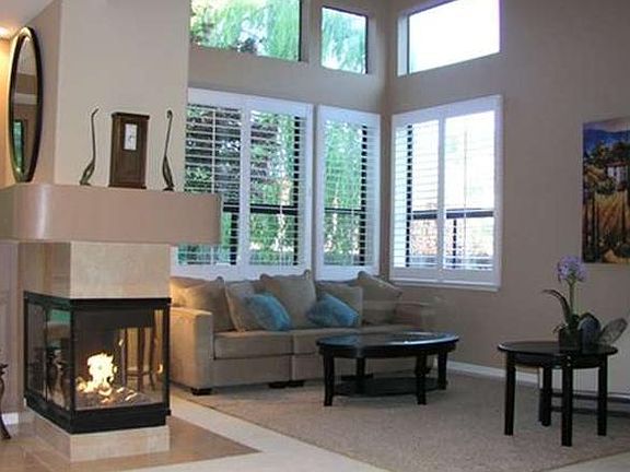 2nd image of 20 Glenhill Ct