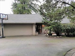 10149 NW Fleetwood Dr, Portland, OR 97229