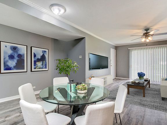 3rd image of 9351 Bay Colony Dr APT 1E