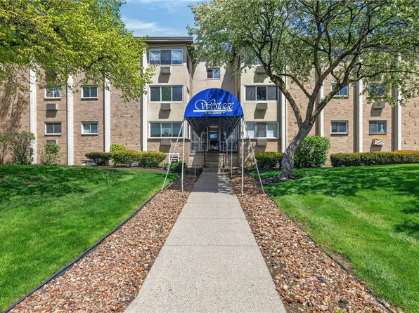 905 Westage At The Hbr, Rochester, NY 14617