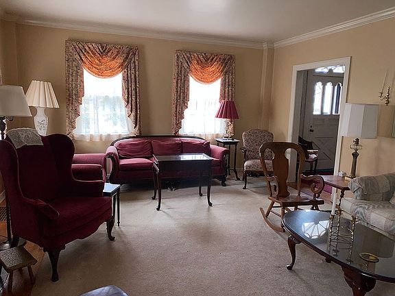 16x26 Formal Living Room