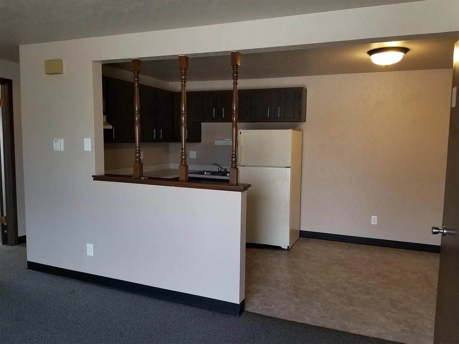 1 bed, 1.0 bath, $799 — Photo 3