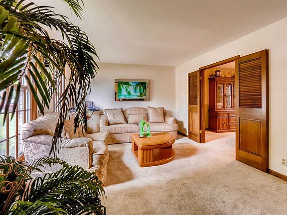 5th image of 8366 N Birch Dr