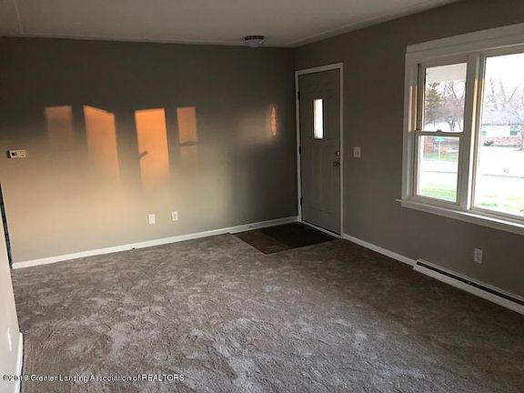 5th image of 7716 Cloverhill Dr