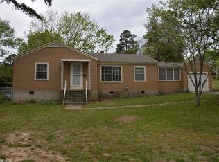 310 N 6th St, Heber Springs, AR 72543