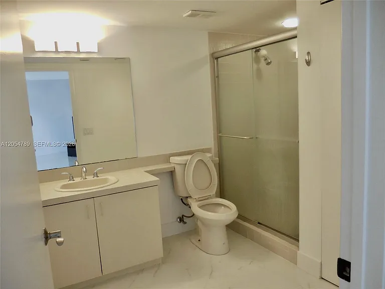 1000 Island Blvd #2308 — Photo 25