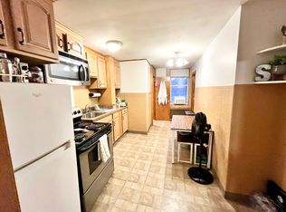 31 Cooper St #3, Boston, MA 02113