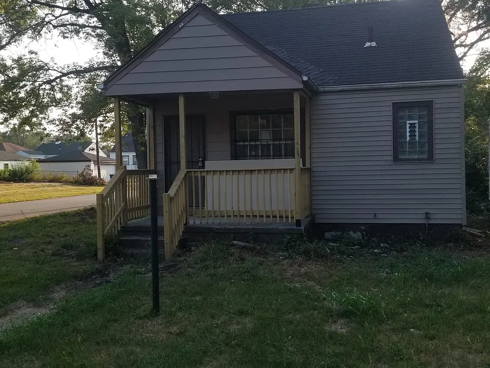 576 Durbin St