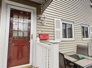 14 Ray Hl, Franklin, MA 02038