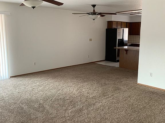 3rd image of 3540 Kiowa Blvd S