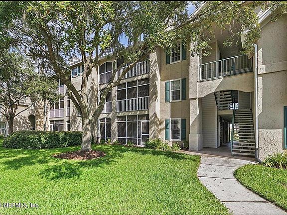 2nd image of 800 Ironwood Dr Unit 811-836