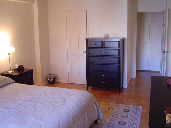 5th image of 225 E 57th St APT 12C