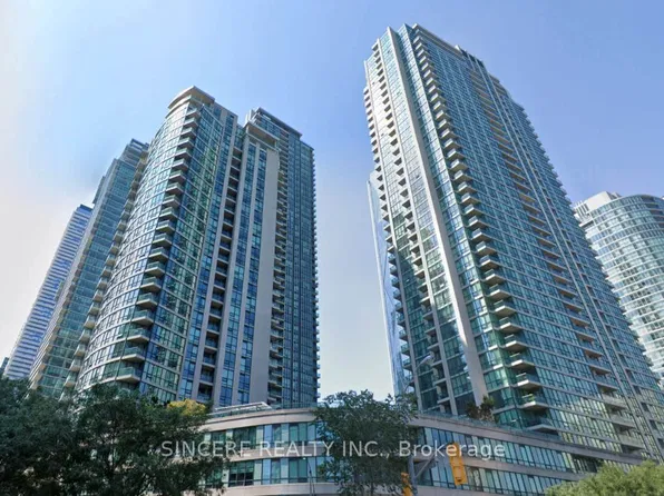 16 Yonge St, Toronto, ON