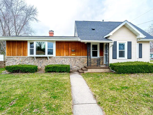 1727 N Ullman St, Appleton, WI 54911