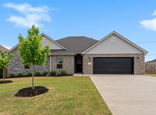 3609 SW Carter Rd, Bentonville, AR 72713