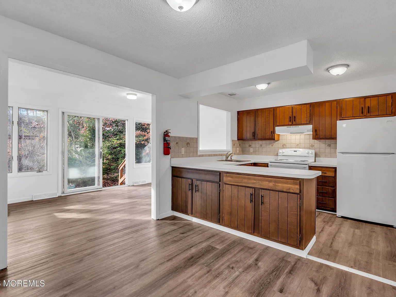 2 bed, 1064 sqft, $2,450 — Photo 2