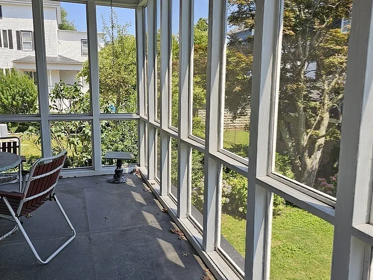545 Robeson St #1 — Photo 7