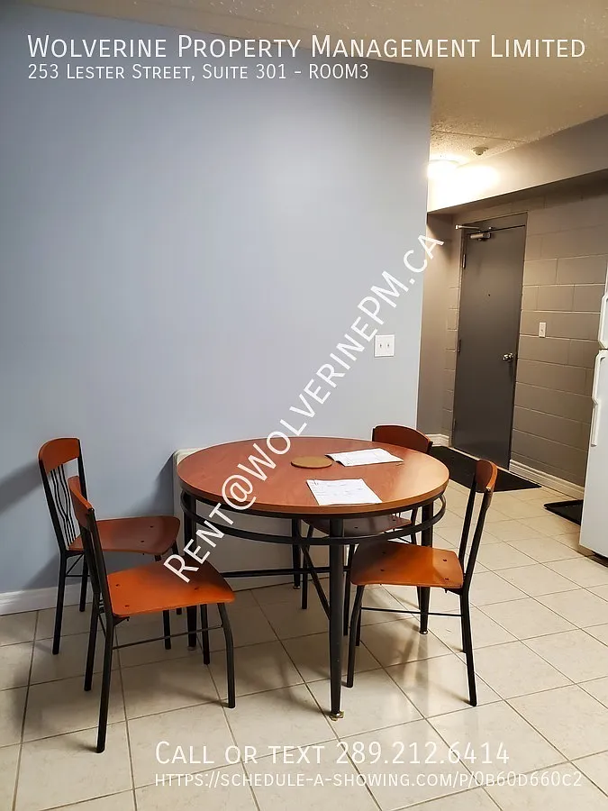 5 Student condo in the middle of Waterloo's universities — Photo 4