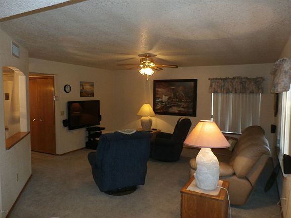 3rd image of 3051 Gypsy Dr