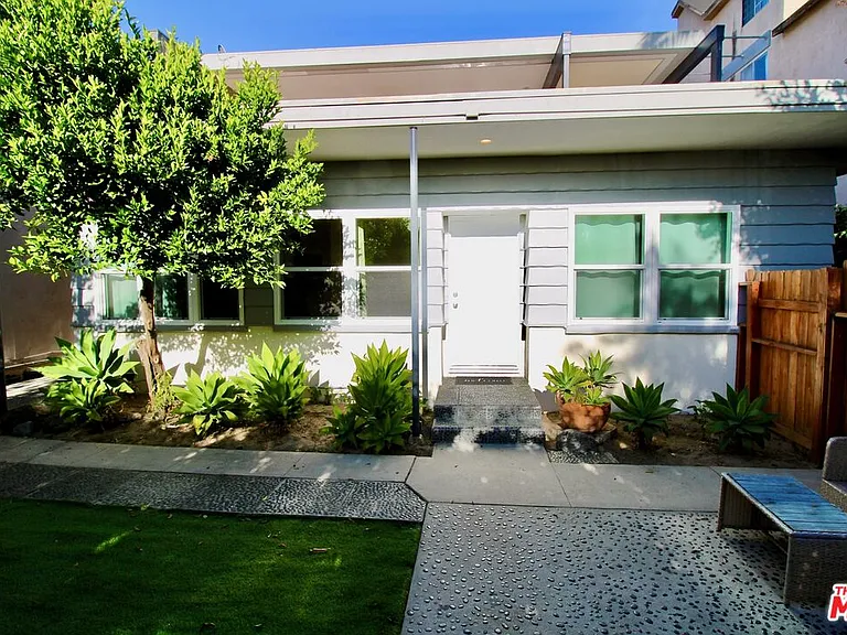 4336 Laurel Canyon Blvd — Photo 27