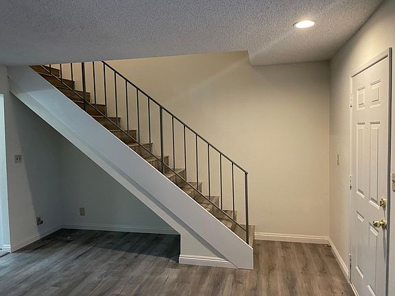 4th image of 9317 Ramona Blvd