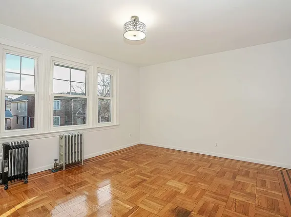 846 East 48th Street image 8 of 10