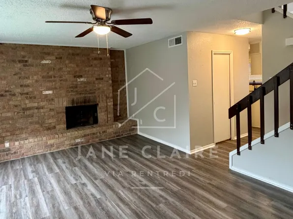 336 Mill Creek Cir, Woodway, TX 76712