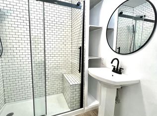 630 N May St APT 2, Chicago, IL 60642