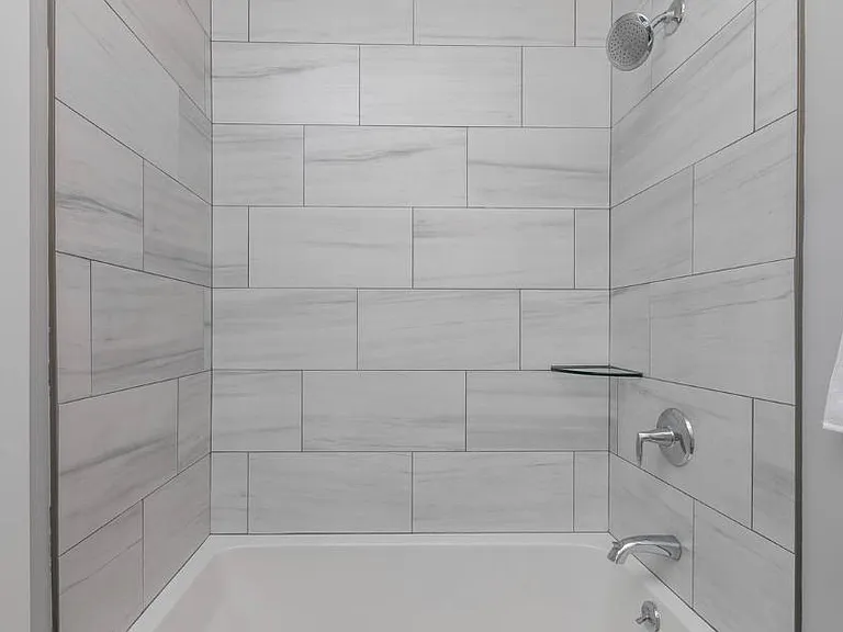 31 E Oxford St #2 — Photo 16