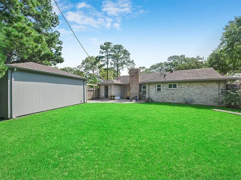1726 Ashford Hollow Ln — Photo 29
