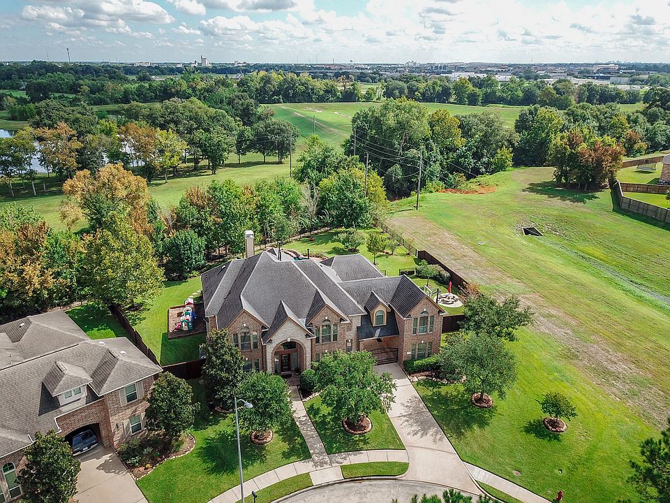 1st image of 1002 Bayou Vista Ct