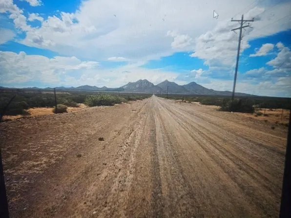 Whirlwind Rd, Deming, NM 88030