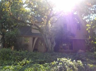 3685 Tolland Rd, Shaker Heights, OH 44122