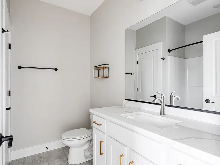 1422 Bainbridge St — Photo 10