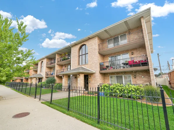 6525 W 63rd St Unit 3A, Chicago, IL 60638