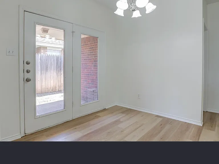 503 N Clinton Ave #B — Photo 15