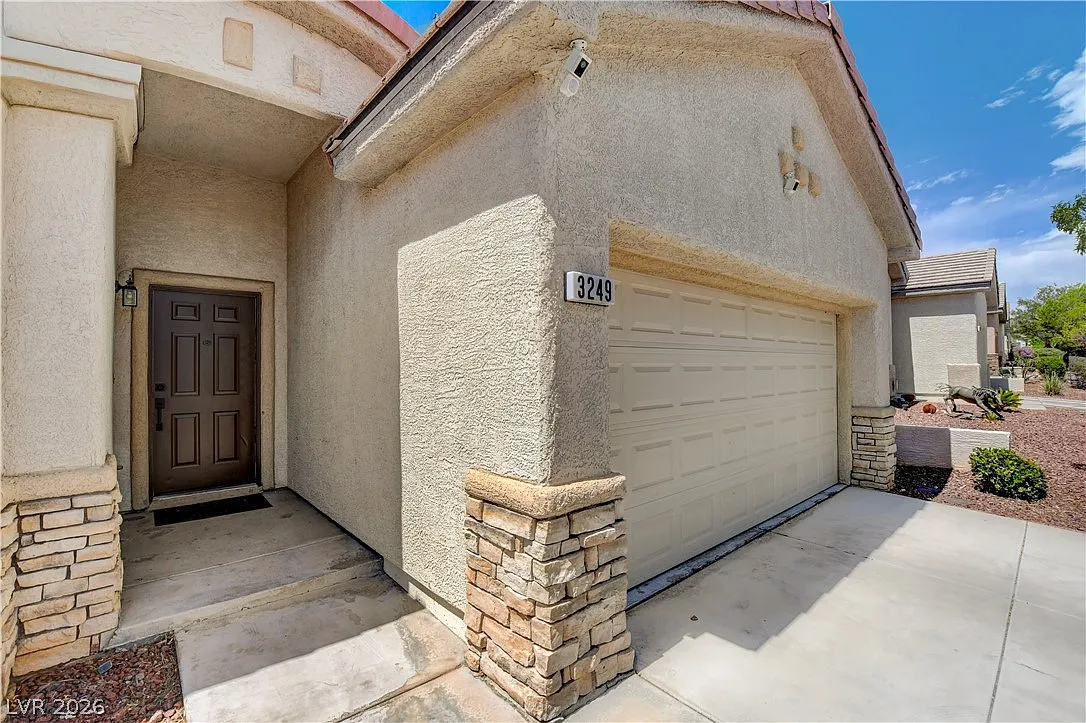 3 bed, 2.0 bath, 1547 sqft, $2,550 — Photo 4