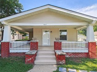 10117 E 10th St, Independence, MO 64053