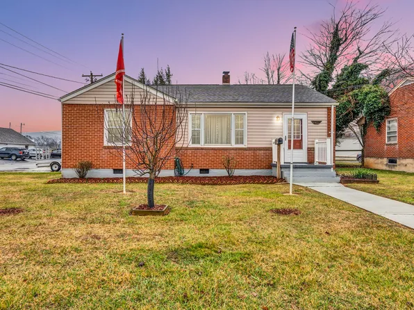 2738 Colonial Ave SW, Roanoke, VA 24015